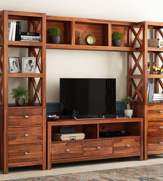 TV SHOWCASE